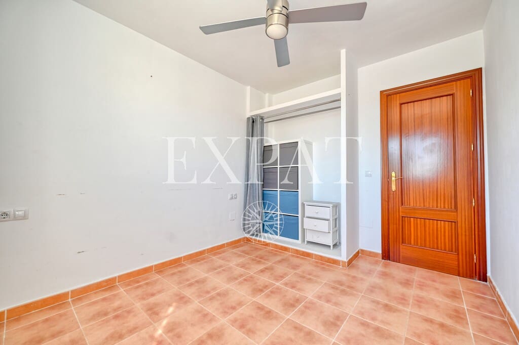 2 slaapkamer Huis te huur in Benajarafe met zwembad - € 1.200 (Ref: 10099798)