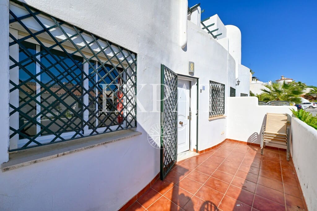 2 slaapkamer Huis te huur in Benajarafe met zwembad - € 1.200 (Ref: 10099798)