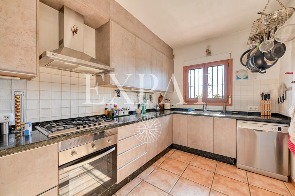 5 chambre Finca/Maison de Campagne à vendre à Competa avec piscine - 720 000 € (Ref: 10123587)