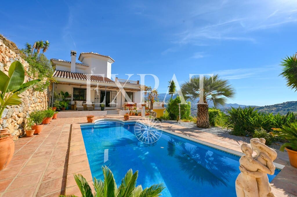 5 chambre Finca/Maison de Campagne à vendre à Competa avec piscine - 720 000 € (Ref: 10123587)
