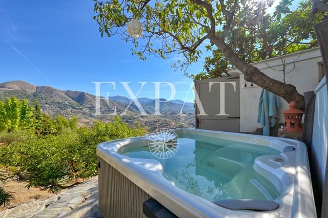5 chambre Finca/Maison de Campagne à vendre à Cómpeta avec piscine - 720 000 € (Ref: 10123587)