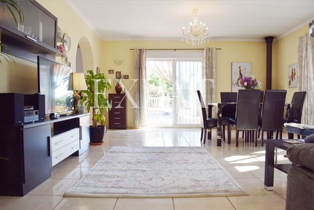 7 quarto Quinta/Casa Rural para venda em Cómpeta com piscina garagem - 1 495 000 € (Ref: 10131371)