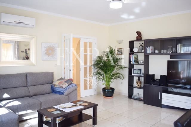 7 quarto Quinta/Casa Rural para venda em Cómpeta com piscina garagem - 1 495 000 € (Ref: 10131371)
