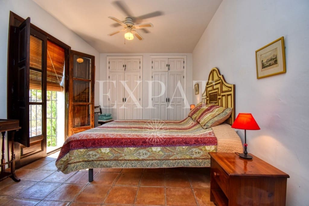 7 soveværelse Finca/Landehus til salg i Torrox med swimmingpool - € 880.000 (Ref: 6337745)