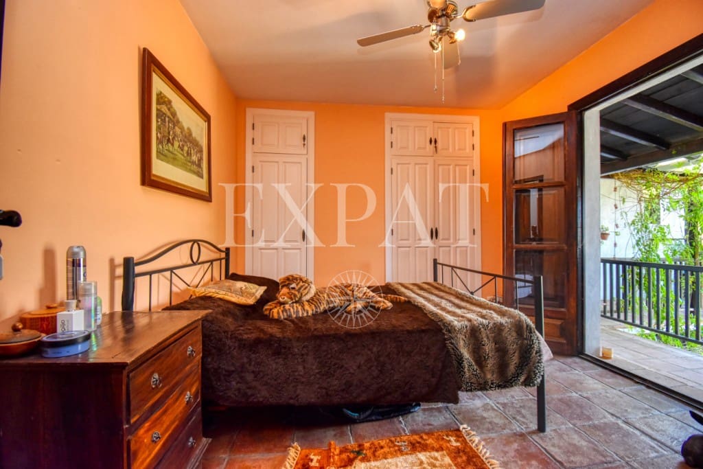 7 soveværelse Finca/Landehus til salg i Torrox med swimmingpool - € 880.000 (Ref: 6337745)