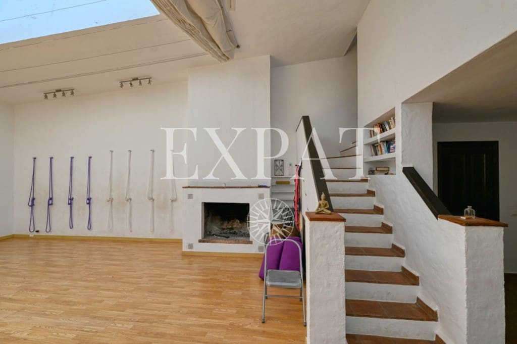 7 soveværelse Finca/Landehus til salg i Torrox med swimmingpool - € 880.000 (Ref: 6337745)