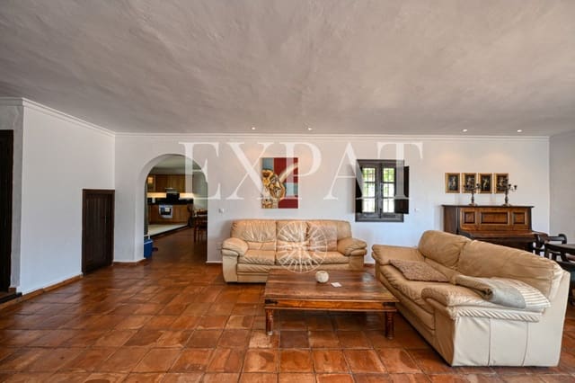 7 soveværelse Finca/Landehus til salg i Torrox med swimmingpool - € 880.000 (Ref: 6337745)