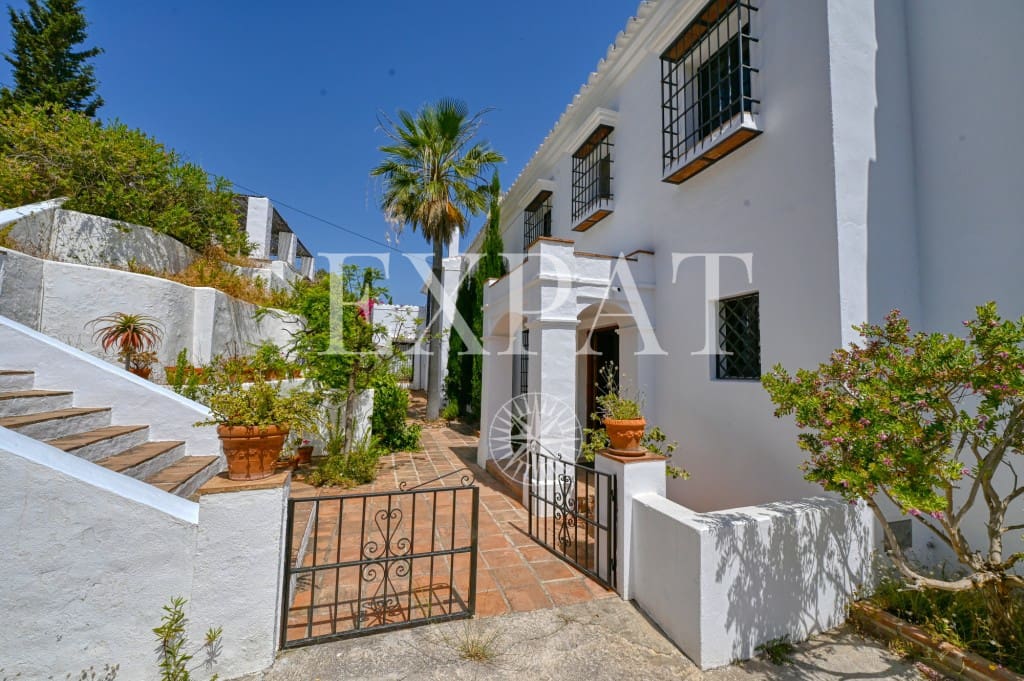 7 soveværelse Finca/Landehus til salg i Torrox med swimmingpool - € 880.000 (Ref: 6337745)