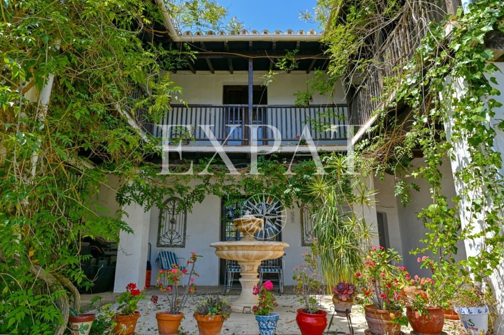 7 soveværelse Finca/Landehus til salg i Torrox med swimmingpool - € 880.000 (Ref: 6337745)