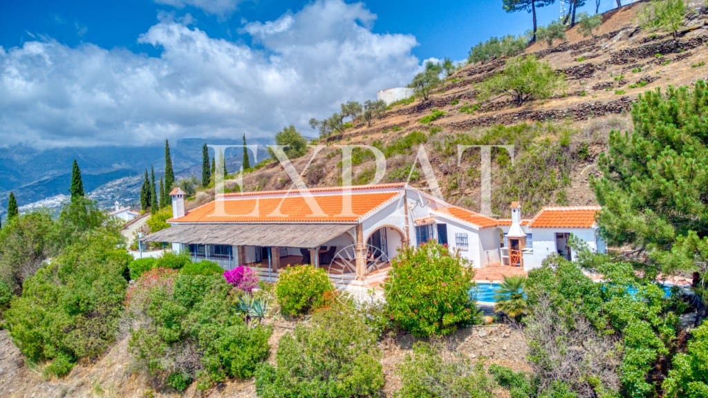 2 bedroom Finca/Country House for sale in Sayalonga with pool - € 455,000 (Ref: 7078054)