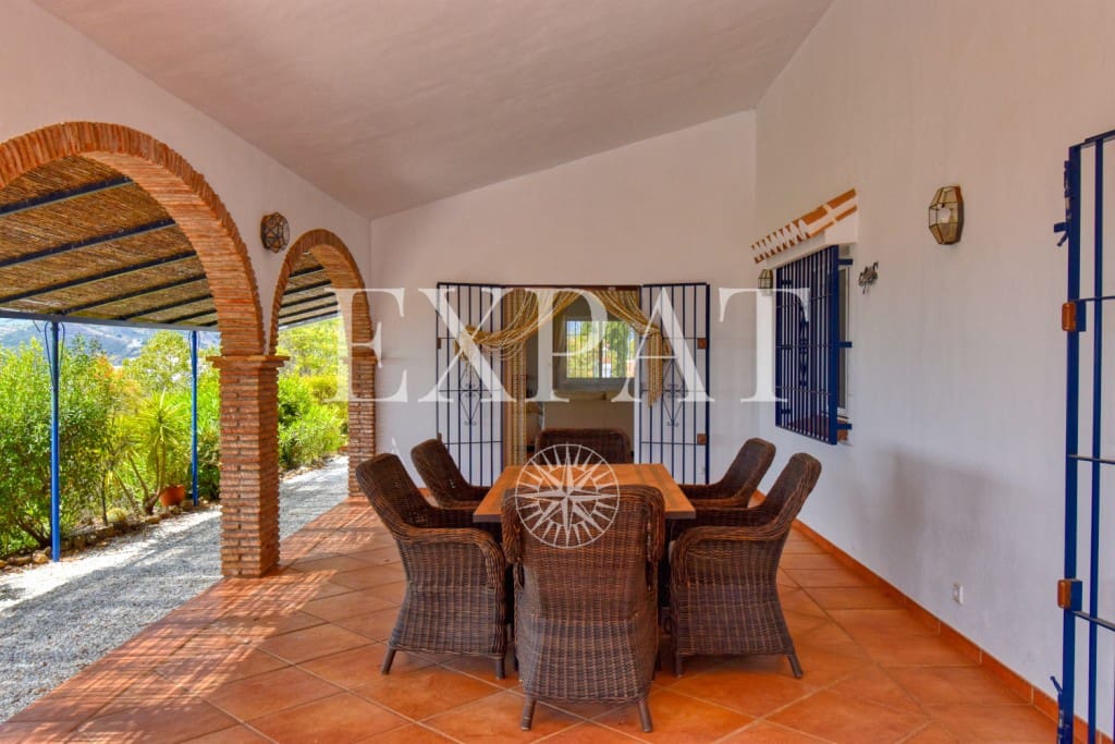 2 bedroom Finca/Country House for sale in Sayalonga with pool - € 455,000 (Ref: 7078054)