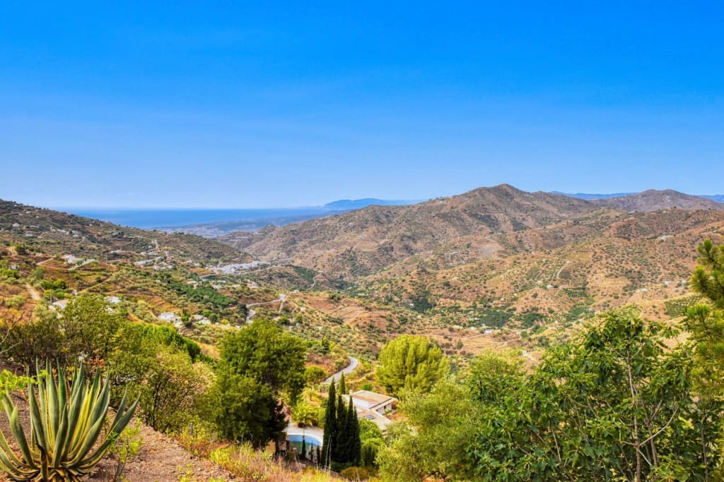 2 bedroom Finca/Country House for sale in Sayalonga with pool - € 455,000 (Ref: 7078054)