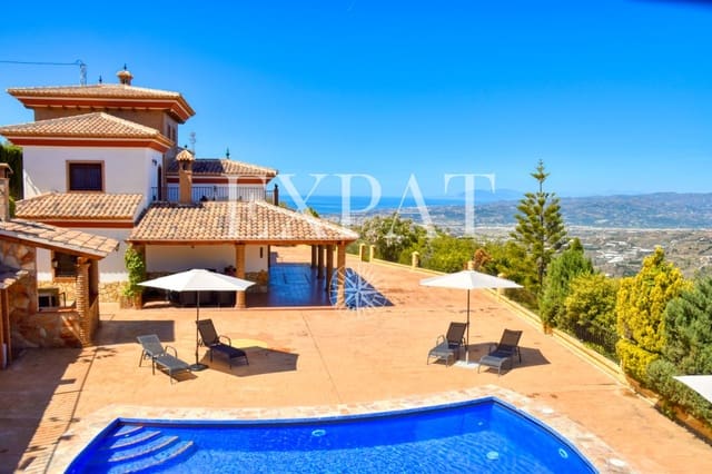 6 chambre Finca/Maison de Campagne à vendre à Sayalonga avec piscine garage - 740 000 € (Ref: 7500039)