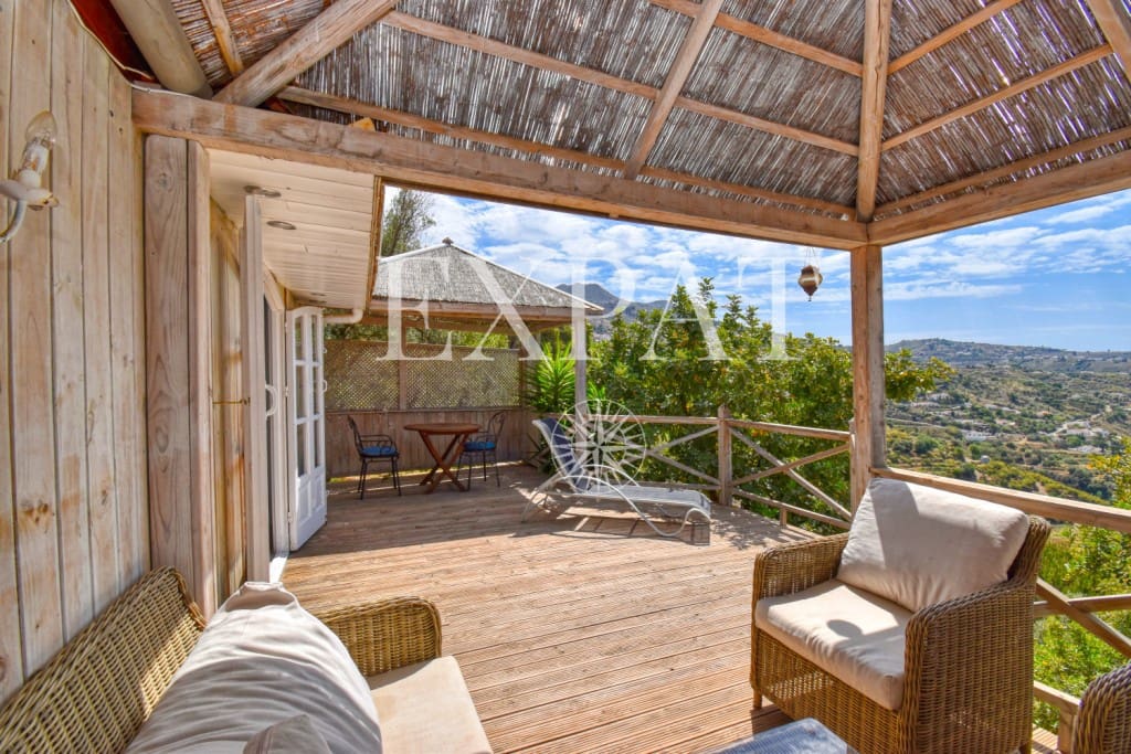 16 soveværelse Finca/Landehus til salg i Canillas de Albaida med swimmingpool - € 1.900.000 (Ref: 7560214)