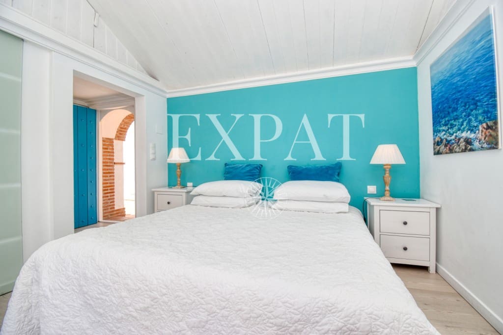 16 soveværelse Finca/Landehus til salg i Canillas de Albaida med swimmingpool - € 1.900.000 (Ref: 7560214)