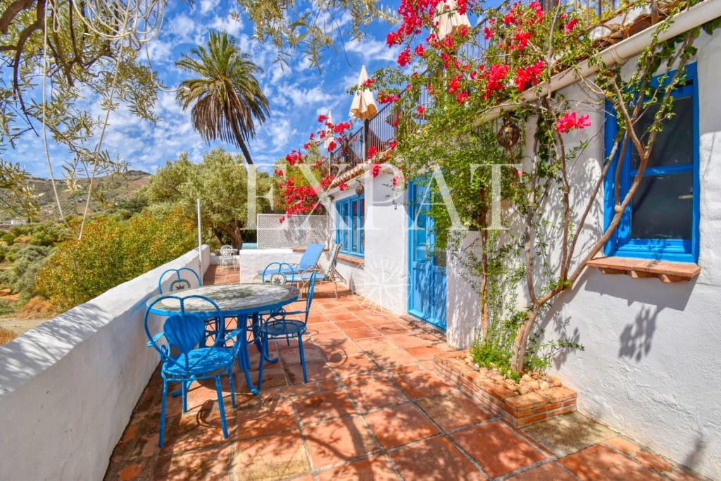 16 soveværelse Finca/Landehus til salg i Canillas de Albaida med swimmingpool - € 1.900.000 (Ref: 7560214)