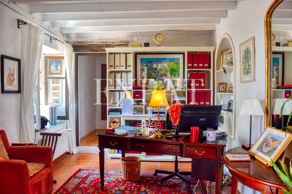 16 soveværelse Finca/Landehus til salg i Canillas de Albaida med swimmingpool - € 1.900.000 (Ref: 7560214)