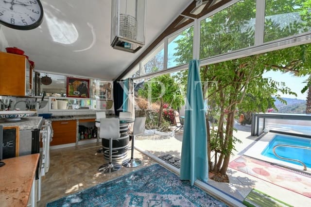 3 sovrum Finca/Hus på landet till salu i Arenas med pool - 439 000 € (Ref: 7707856)