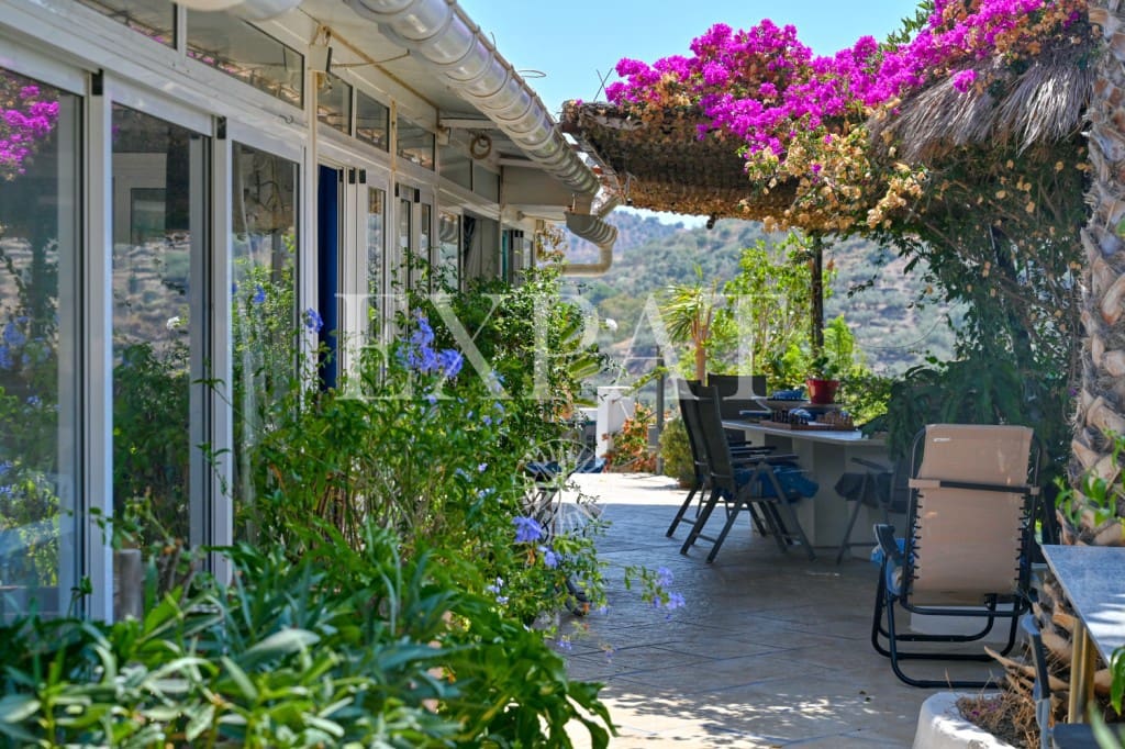 3 sypialnia Finka/Dom wiejski na sprzedaż w Arenas z basenem - 439 000 € (Ref: 7707856)