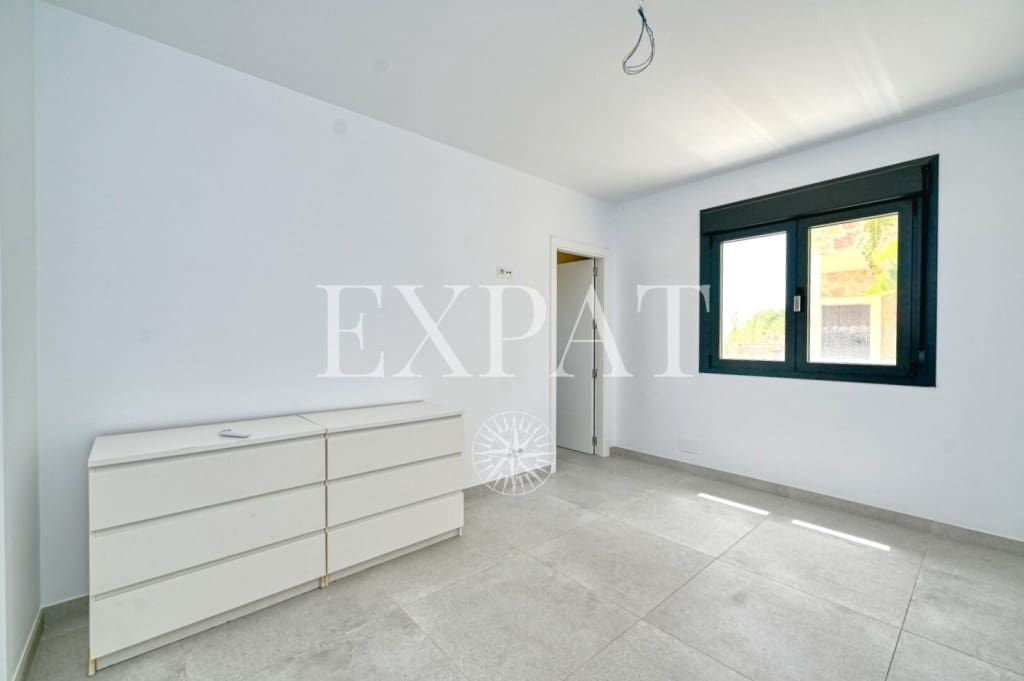 3 sypialnia Willa na sprzedaż w Benajarafe z basenem - 595 000 € (Ref: 7715616)