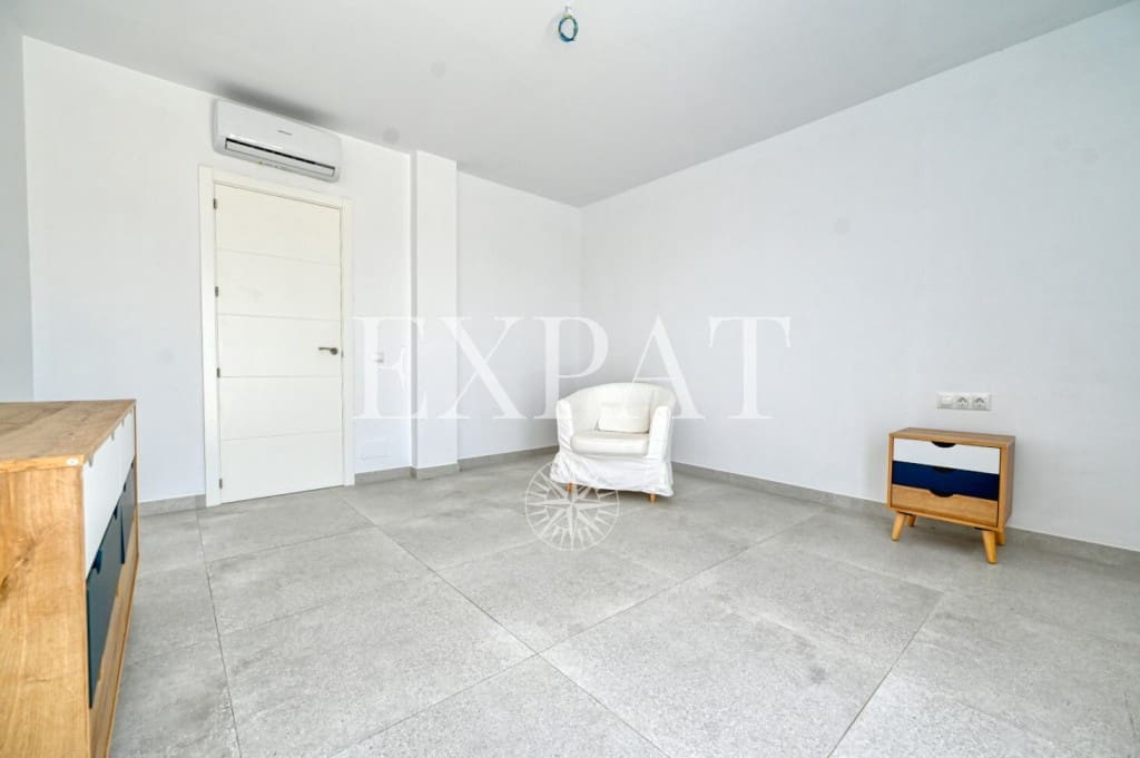 3 sypialnia Willa na sprzedaż w Benajarafe z basenem - 595 000 € (Ref: 7715616)