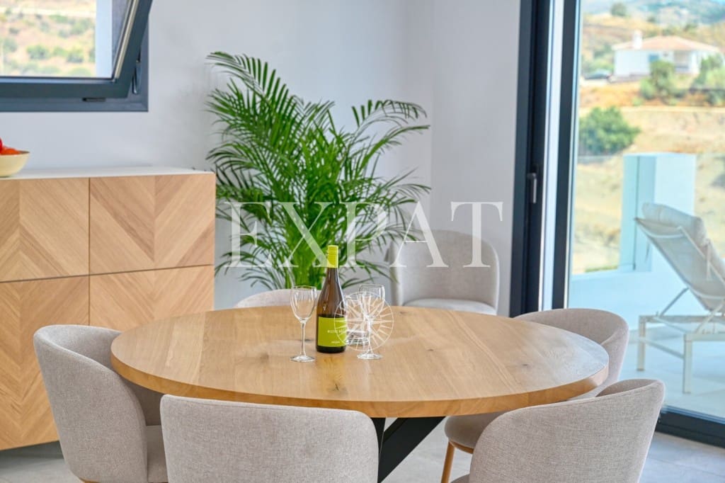 3 sypialnia Willa na sprzedaż w Benajarafe z basenem - 595 000 € (Ref: 7715616)