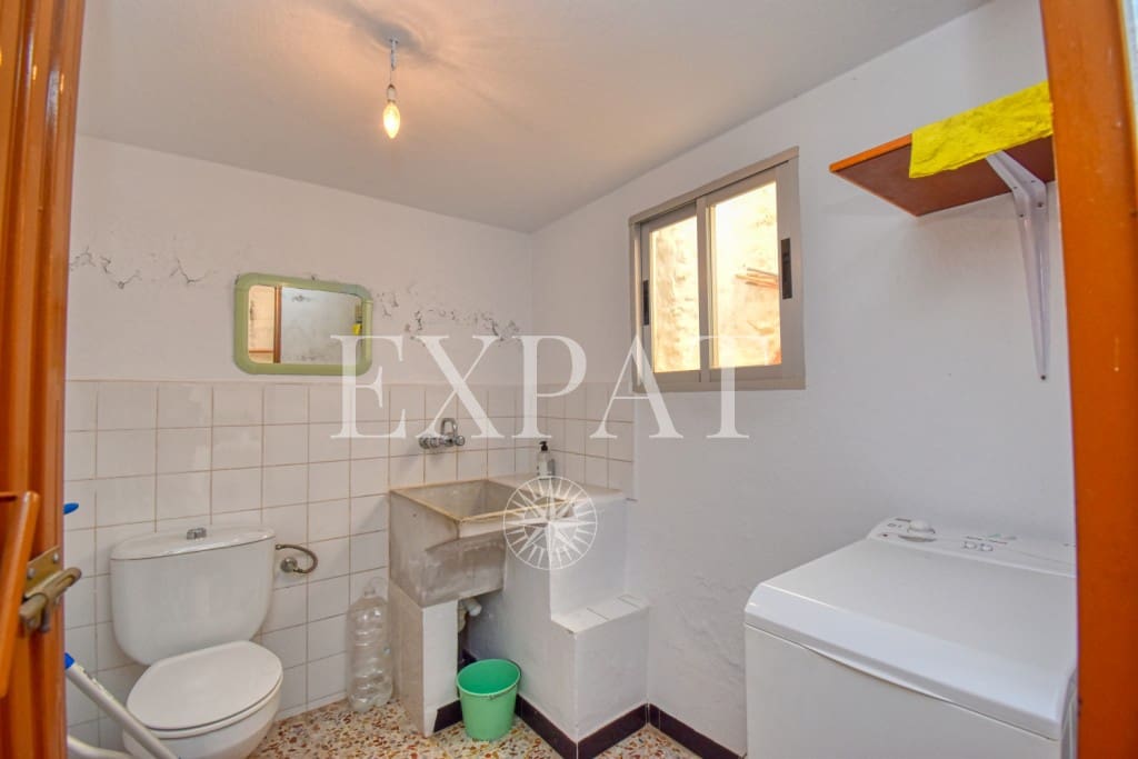 5 soveværelse Byhus til salg i Canillas de Albaida - € 139.000 (Ref: 7732738)