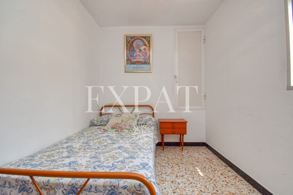 5 soveværelse Byhus til salg i Canillas de Albaida - € 139.000 (Ref: 7732738)