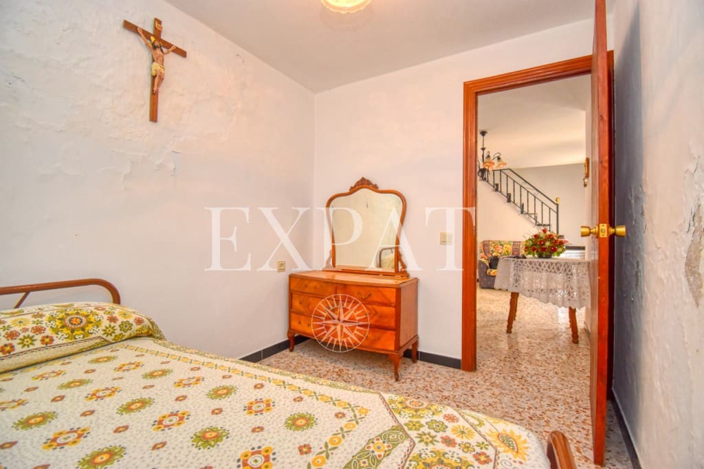 5 soveværelse Byhus til salg i Canillas de Albaida - € 139.000 (Ref: 7732738)