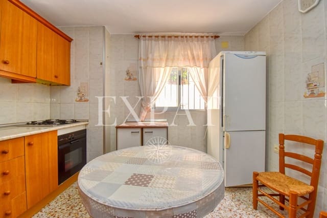 5 sovrum Hus till salu i Canillas de Albaida - 139 000 € (Ref: 7732738)