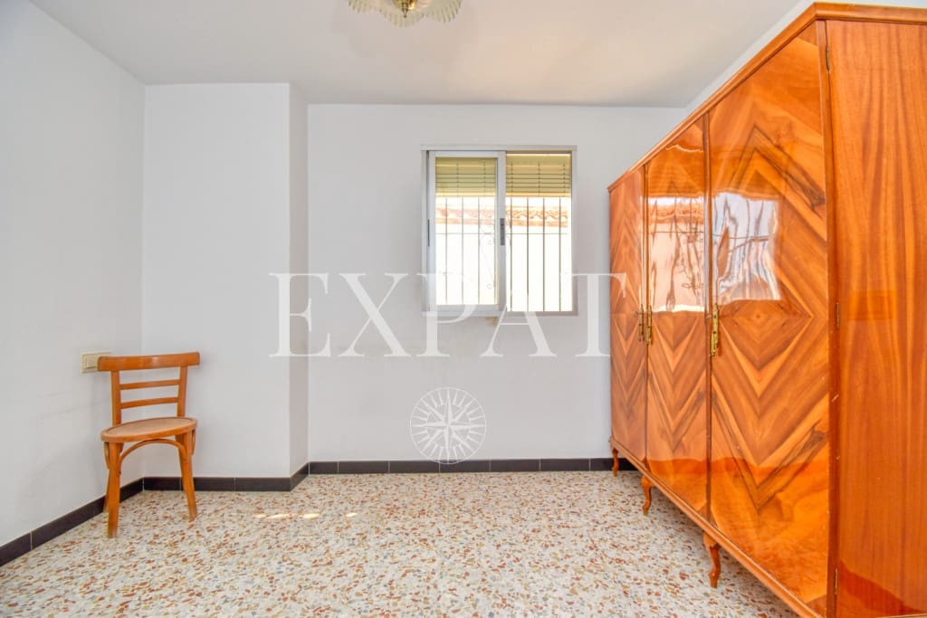 5 soveværelse Byhus til salg i Canillas de Albaida - € 139.000 (Ref: 7732738)