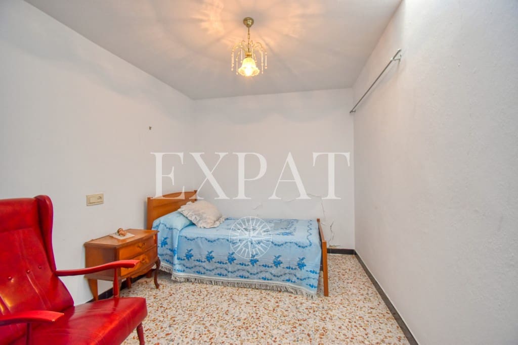 5 soveværelse Byhus til salg i Canillas de Albaida - € 139.000 (Ref: 7732738)