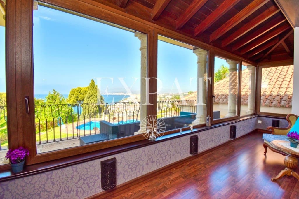 4 soveværelse Villa til salg i Algarrobo Costa med swimmingpool garage - € 1.400.000 (Ref: 7738900)