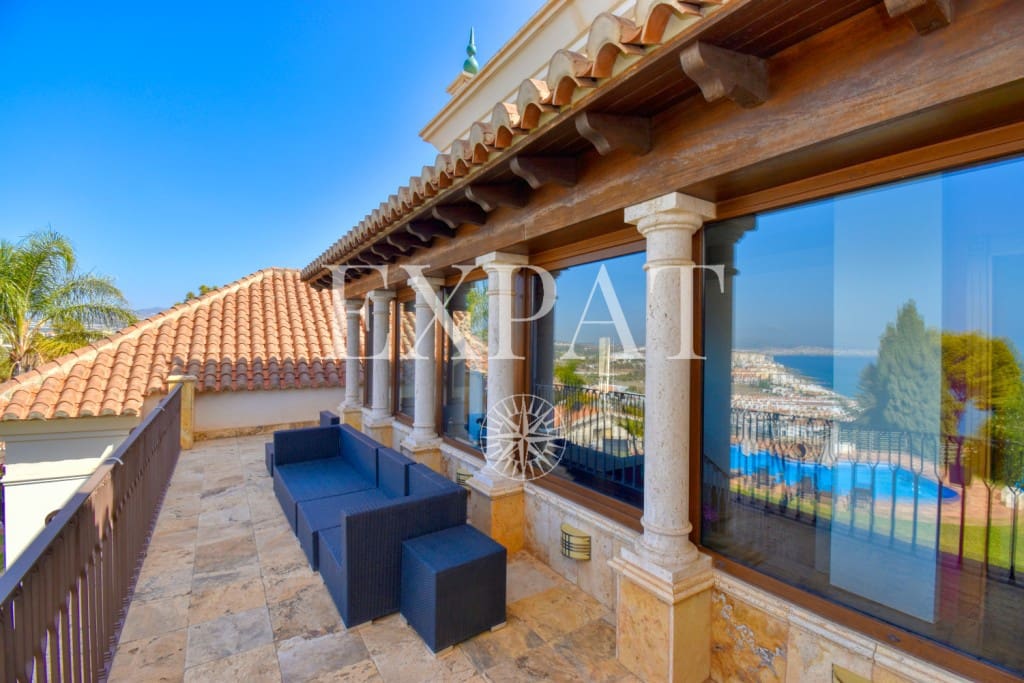 4 soveværelse Villa til salg i Algarrobo Costa med swimmingpool garage - € 1.400.000 (Ref: 7738900)