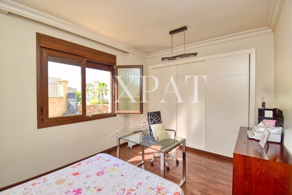 4 soveværelse Villa til salg i Algarrobo Costa med swimmingpool garage - € 1.400.000 (Ref: 7738900)