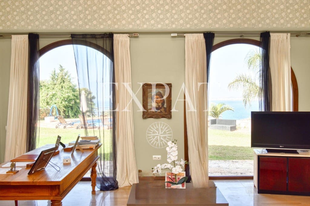 4 soveværelse Villa til salg i Algarrobo Costa med swimmingpool garage - € 1.400.000 (Ref: 7738900)