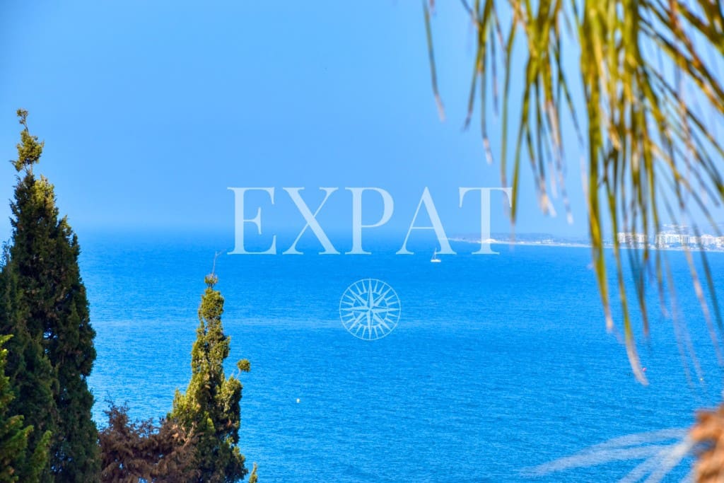 4 soveværelse Villa til salg i Algarrobo Costa med swimmingpool garage - € 1.400.000 (Ref: 7738900)