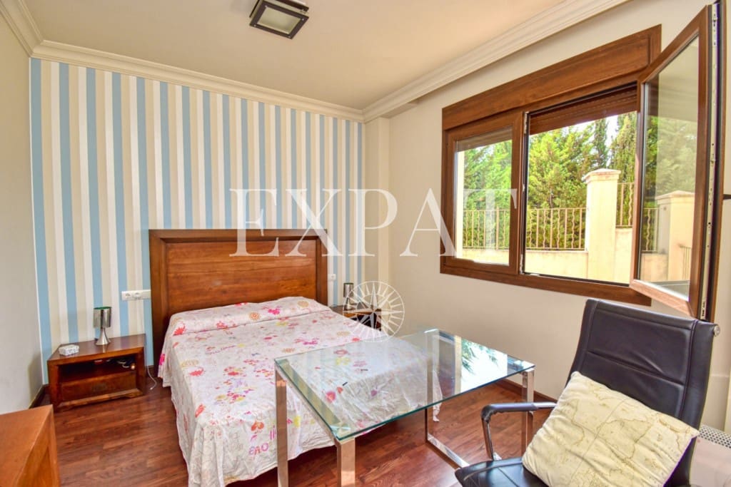 4 soveværelse Villa til salg i Algarrobo Costa med swimmingpool garage - € 1.400.000 (Ref: 7738900)