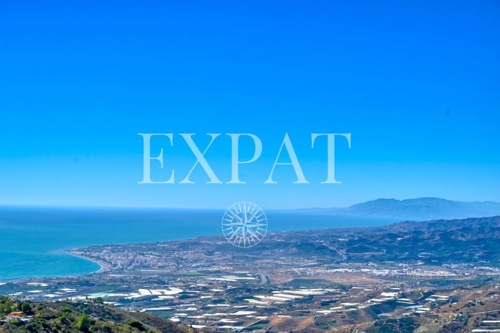 2 sovrum Finca/Hus på landet till salu i Sayalonga med pool - 525 000 € (Ref: 7824834)