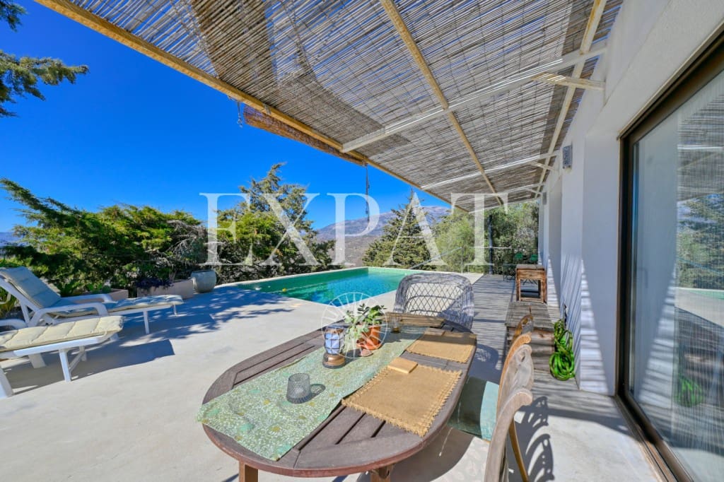 2 sovrum Finca/Hus på landet till salu i Sayalonga med pool - 525 000 € (Ref: 7824834)