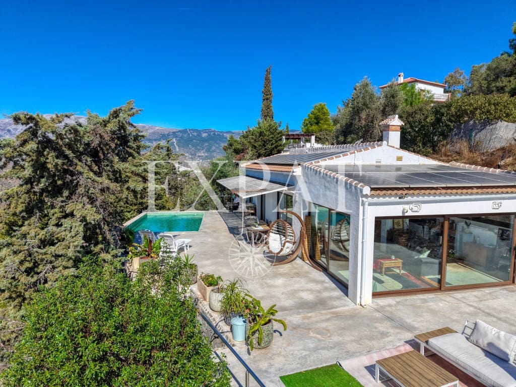 2 sovrum Finca/Hus på landet till salu i Sayalonga med pool - 525 000 € (Ref: 7824834)