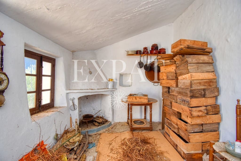 2 soveværelse Finca/Landehus til salg i Competa - € 180.000 (Ref: 7948056)