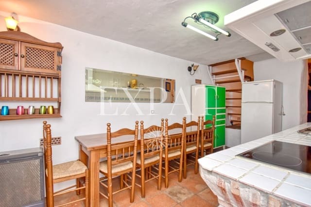 4 makuuhuone Omakotitalo myytävänä paikassa Cómpeta - 174 000 € (Ref: 8168651)