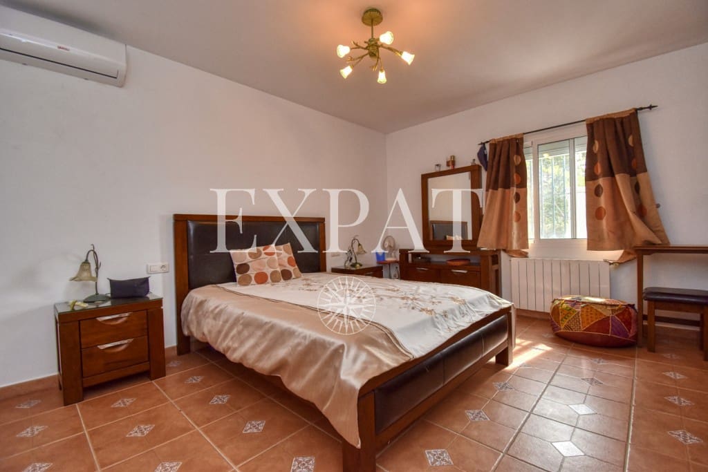 3 soveværelse Finca/Landehus til salg i Competa med swimmingpool - € 349.000 (Ref: 8588387)