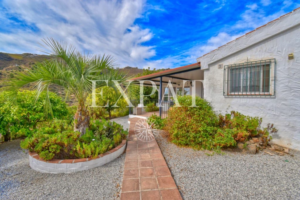 3 soveværelse Finca/Landehus til salg i Competa med swimmingpool - € 349.000 (Ref: 8588387)