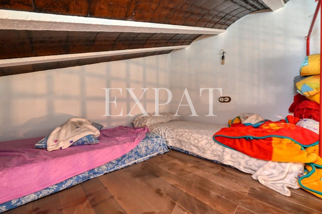 2 soverom Finca/Herregård til salgs i Sayalonga med svømmebasseng - € 260 000 (Ref: 8665048)