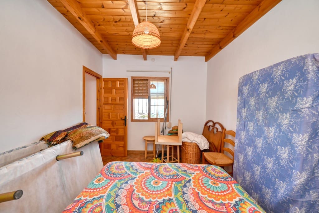 4 soverom Finca/Herregård til leie i Sayalonga med svømmebasseng - € 1 500 (Ref: 8836371)