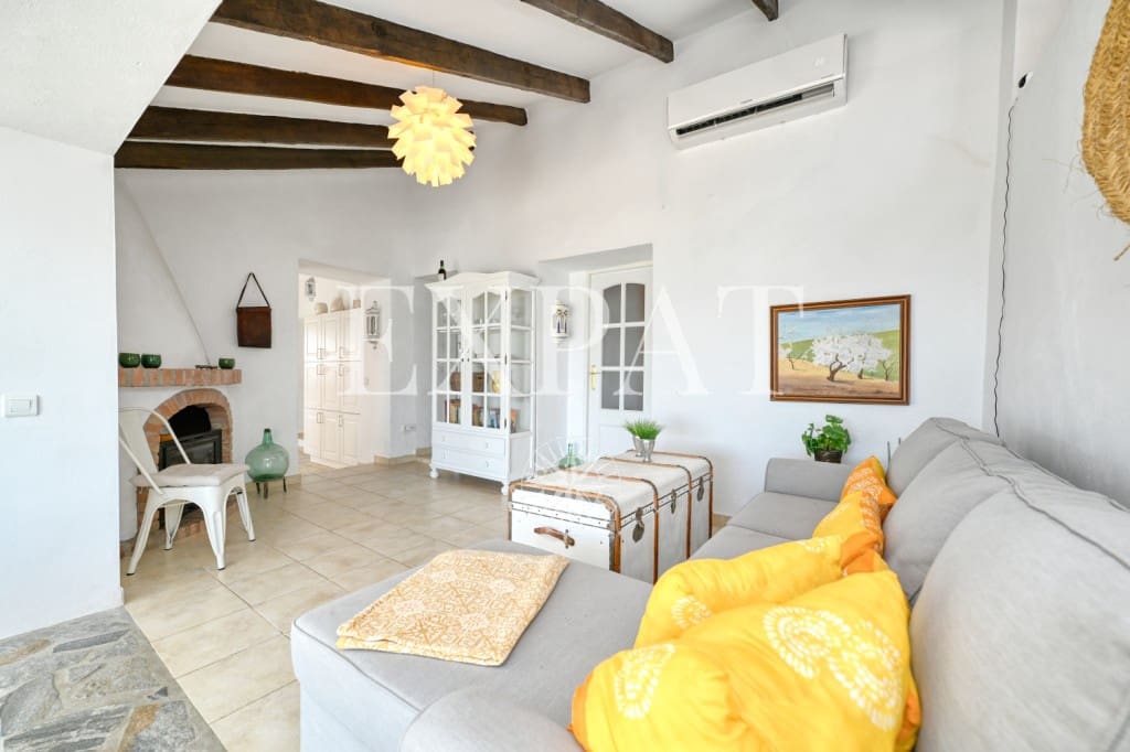 2 soveværelse Finca/Landehus til salg i Sayalonga - € 365.000 (Ref: 8899841)