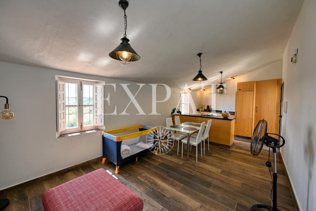 6 soveværelse Finca/Landehus til salg i Periana med swimmingpool - € 585.000 (Ref: 8902925)