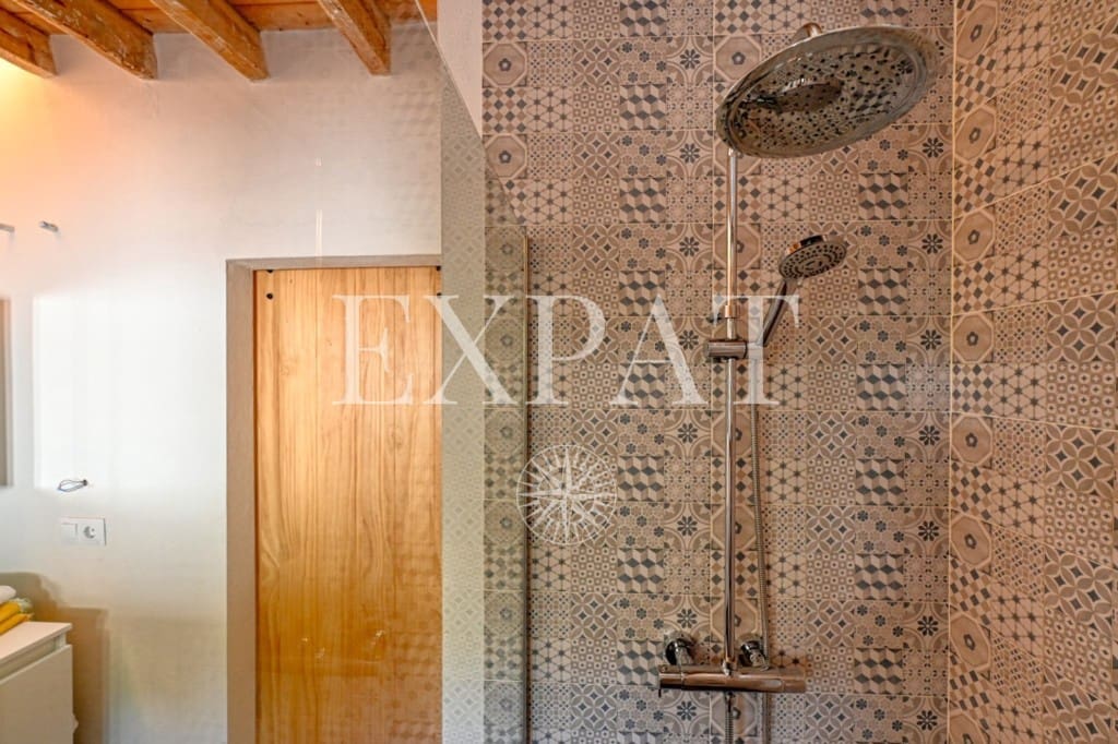 6 soveværelse Finca/Landehus til salg i Periana med swimmingpool - € 585.000 (Ref: 8902925)